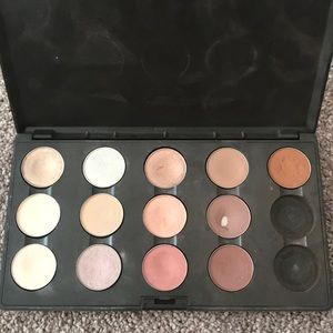 MAC Eyeshadow Palette